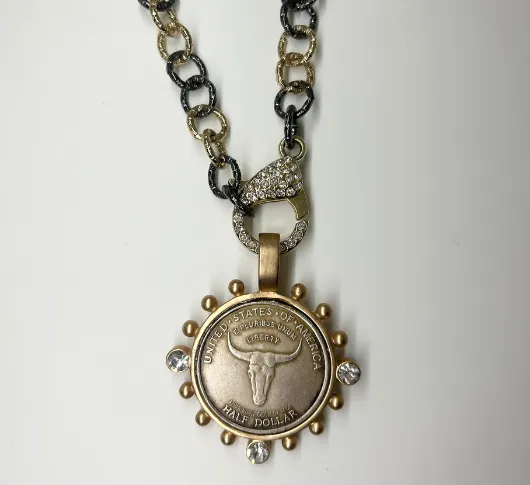 Elisabeth Pohle - Longhorn Coin Circle Chain in Gold and Black