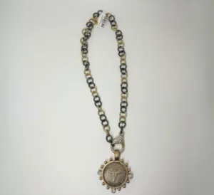 Elisabeth Pohle - Longhorn Coin Circle Chain in Gold and Black