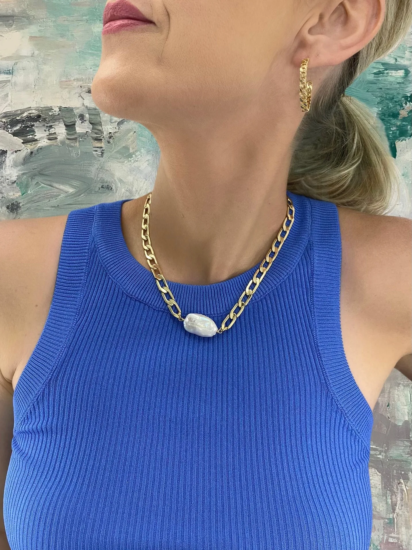 Glimmer Pearl Necklace