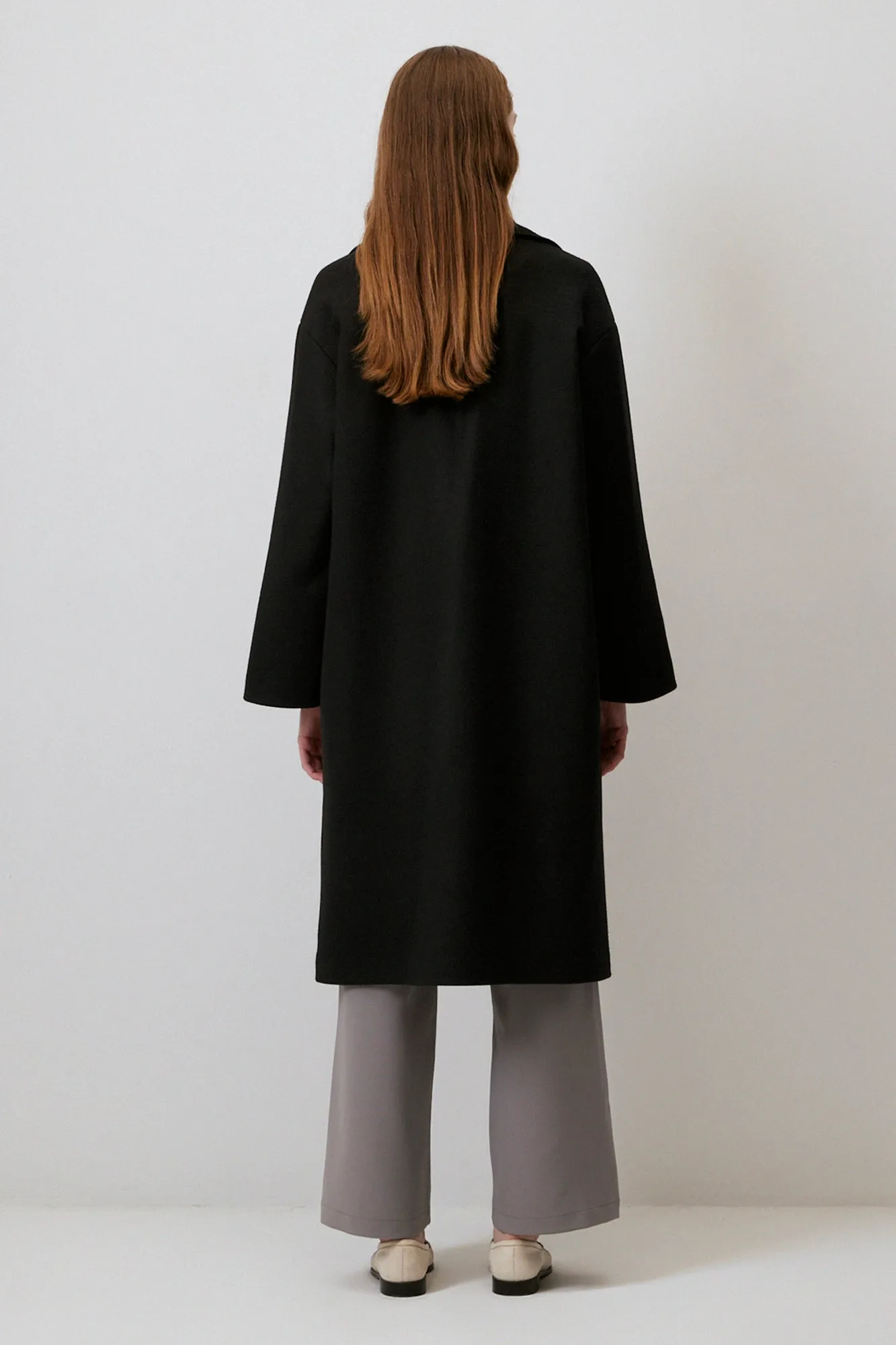 METAL BUTTONED CACHET COAT