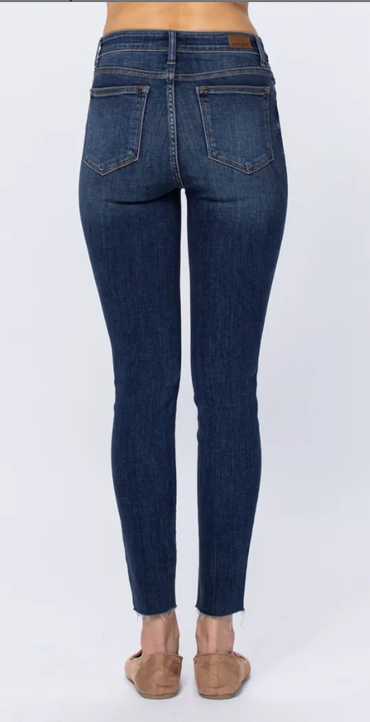 Plus Size Hi-Rise Button Fly Cutoff Skinny