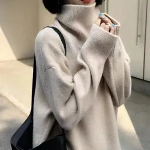 Women's Comfortable Oversized Soft Knitted Turtleneck Jumper | Ideal for Autumn/Winter