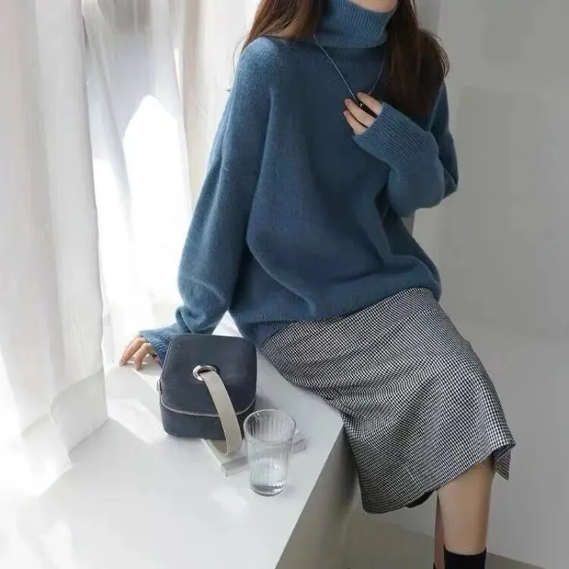 Women's Comfortable Oversized Soft Knitted Turtleneck Jumper | Ideal for Autumn/Winter