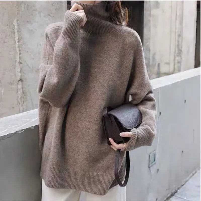 Women's Comfortable Oversized Soft Knitted Turtleneck Jumper | Ideal for Autumn/Winter