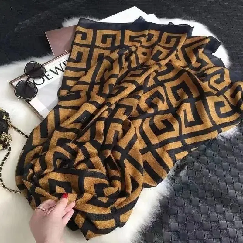 Women's Printed Design Classic Stoler