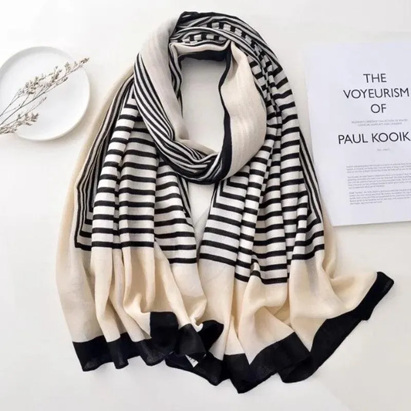 Women's Printed Design Classic Stoler